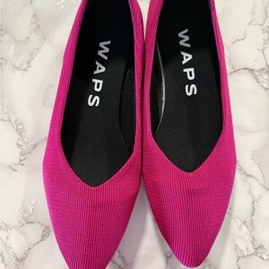 WAPS  Women's Pink Flats